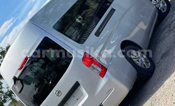 Tenga Tsaru Nissan Caravan Zvimwe Mota in Borrowdale in Harare Tenga Tsaru Nissan Caravan Zvimwe Mota in Borrowdale in Harare