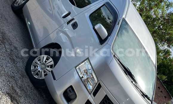 Tenga Tsaru Nissan Caravan Zvimwe Mota in Borrowdale in Harare Tenga Tsaru Nissan Caravan Zvimwe Mota in Borrowdale in Harare