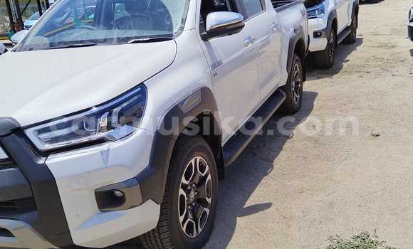 Tenga Tsaru Toyota Hilux Chena Mota in Belvedere in Harare Tenga Tsaru Toyota Hilux Chena Mota in Belvedere in Harare