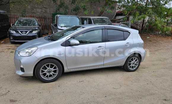 Tenga Tsaru Toyota Aqua Zvimwe Mota in Beitbridge in Matabeleland South