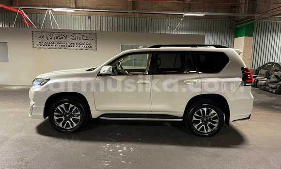 Tenga Tsaru Toyota Land Cruiser Chena Mota in Chegutu in Dunhu reMashonaland yeMadokero Tenga Tsaru Toyota Land Cruiser Chena Mota in Chegutu in Dunhu reMashonaland yeMadokero