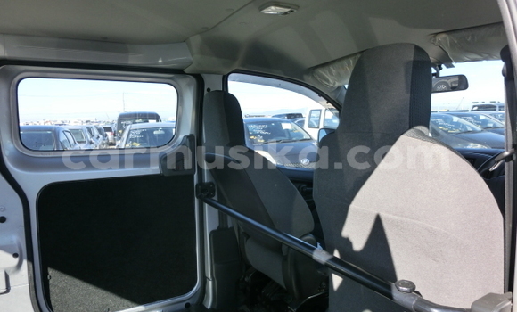 Buy Used Nissan NV200 Silver Car in Beitbridge in Matabeleland South Buy Used Nissan NV200 Silver Car in Beitbridge in Matabeleland South