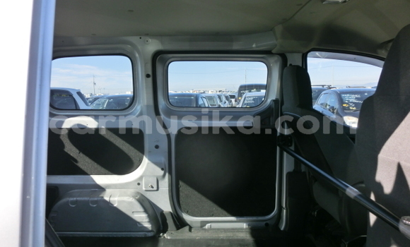 Buy Used Nissan NV200 Silver Car in Beitbridge in Matabeleland South Buy Used Nissan NV200 Silver Car in Beitbridge in Matabeleland South