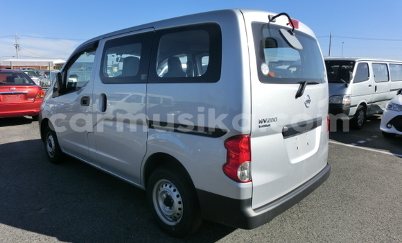 Buy Used Nissan NV200 Silver Car in Beitbridge in Matabeleland South Buy Used Nissan NV200 Silver Car in Beitbridge in Matabeleland South