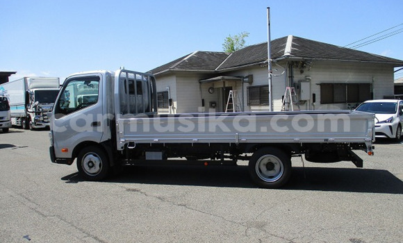 Acheter Occasion Utilitaire Toyota Dyna Autre à Beitbridge, Matabeleland South Acheter Occasion Utilitaire Toyota Dyna Autre à Beitbridge, Matabeleland South
