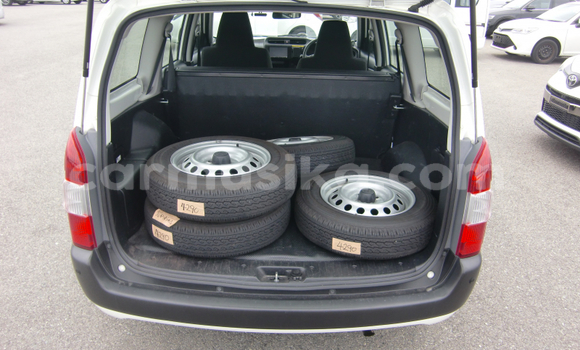 Nunua Ilio tumika Toyota Probox Nyingine Gari ndani ya Beitbridge nchini Matabeleland Kusini Nunua Ilio tumika Toyota Probox Nyingine Gari ndani ya Beitbridge nchini Matabeleland Kusini