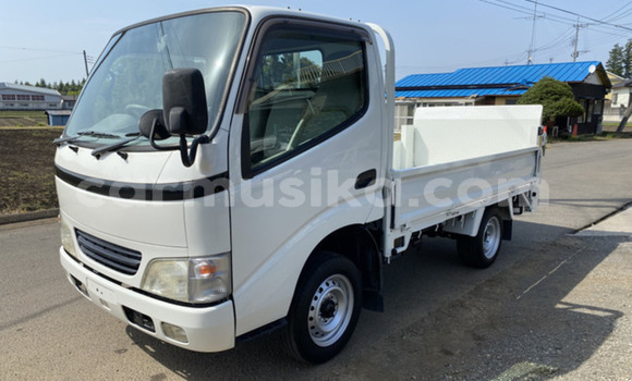 Acheter Occasion Utilitaire Toyota Dyna Blanc à Beitbridge, Matabeleland South Acheter Occasion Utilitaire Toyota Dyna Blanc à Beitbridge, Matabeleland South