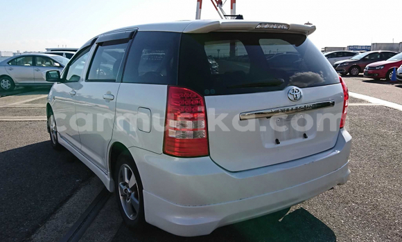 Tenga Tsaru Toyota Wish Chena Mota in Beitbridge in Matabeleland South Tenga Tsaru Toyota Wish Chena Mota in Beitbridge in Matabeleland South