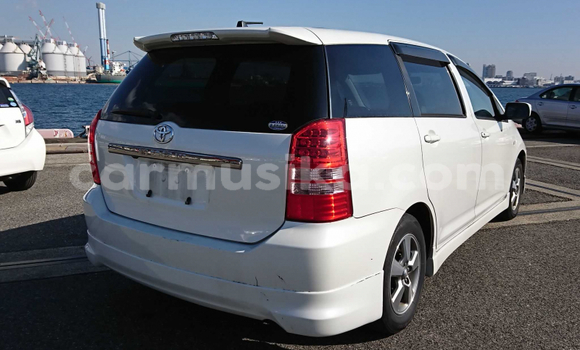 Tenga Tsaru Toyota Wish Chena Mota in Beitbridge in Matabeleland South Tenga Tsaru Toyota Wish Chena Mota in Beitbridge in Matabeleland South