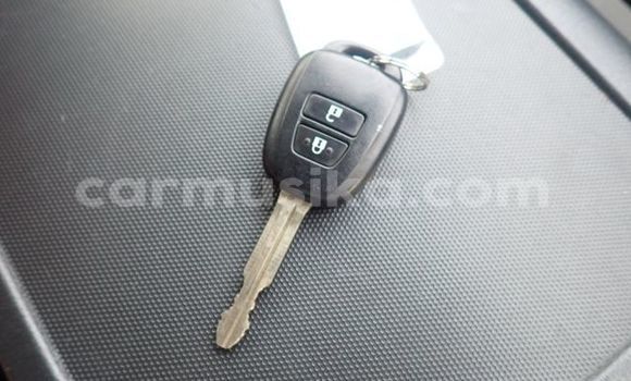 Nunua Ilio tumika Toyota Hiace Fedha Gari ndani ya Beitbridge nchini Matabeleland Kusini Nunua Ilio tumika Toyota Hiace Fedha Gari ndani ya Beitbridge nchini Matabeleland Kusini