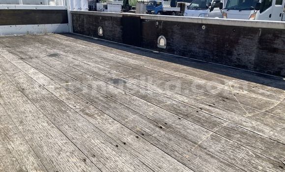 Buy Used Toyota Dyna White Truck in Beitbridge in Matabeleland South Buy Used Toyota Dyna White Truck in Beitbridge in Matabeleland South