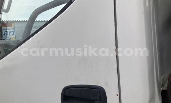 Buy Used Toyota Dyna White Truck in Beitbridge in Matabeleland South Buy Used Toyota Dyna White Truck in Beitbridge in Matabeleland South