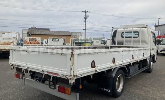 Buy Used Toyota Dyna White Truck in Beitbridge in Matabeleland South Buy Used Toyota Dyna White Truck in Beitbridge in Matabeleland South