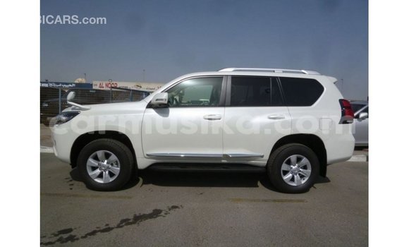 Buy Import Toyota Prado White Car in Import - Dubai in Harare Buy Import Toyota Prado White Car in Import - Dubai in Harare