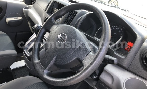 Buy Used Nissan NV200 White Car in Beitbridge in Matabeleland South Buy Used Nissan NV200 White Car in Beitbridge in Matabeleland South