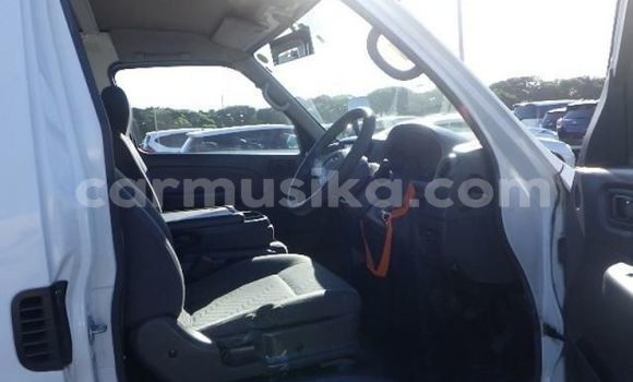 Buy Used Nissan Caravan White Car in Beitbridge in Matabeleland South Buy Used Nissan Caravan White Car in Beitbridge in Matabeleland South