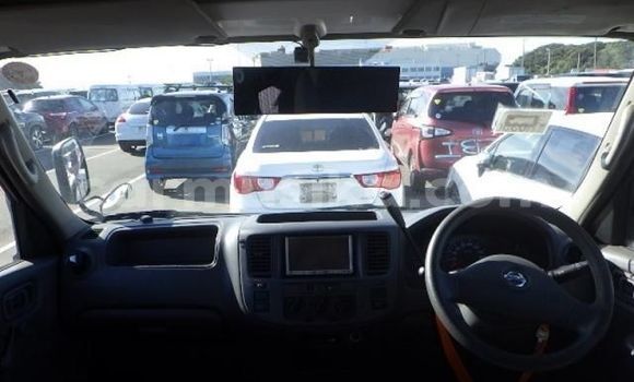 Buy Used Nissan Caravan White Car in Beitbridge in Matabeleland South Buy Used Nissan Caravan White Car in Beitbridge in Matabeleland South