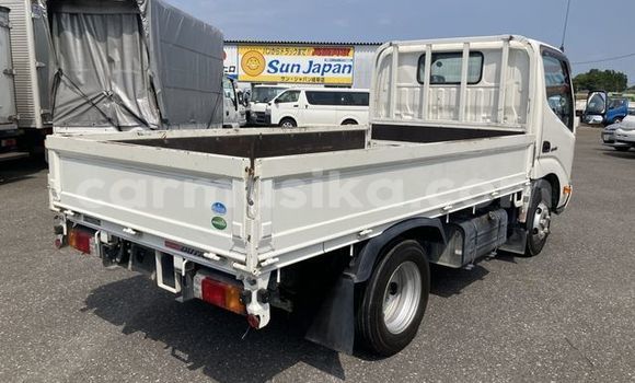 Nunua Ilio tumika Toyota Dyna Nyingine Lori ndani ya Beitbridge nchini Matabeleland Kusini Nunua Ilio tumika Toyota Dyna Nyingine Lori ndani ya Beitbridge nchini Matabeleland Kusini