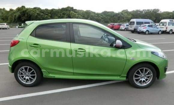 Buy Used Mazda Demio Green Car in Beitbridge in Matabeleland South Buy Used Mazda Demio Green Car in Beitbridge in Matabeleland South