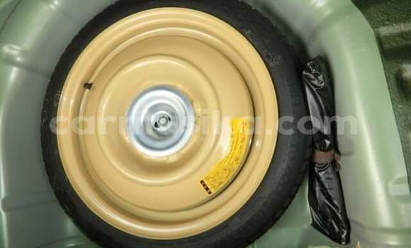 Buy Used Mazda Demio Green Car in Beitbridge in Matabeleland South Buy Used Mazda Demio Green Car in Beitbridge in Matabeleland South