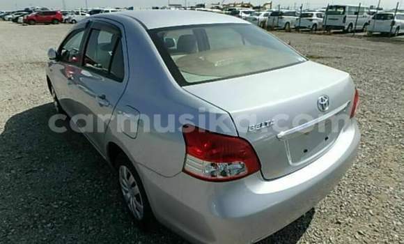 Nunua Ilio tumika Toyota Belta Fedha Gari ndani ya Beitbridge nchini Matabeleland Kusini Nunua Ilio tumika Toyota Belta Fedha Gari ndani ya Beitbridge nchini Matabeleland Kusini