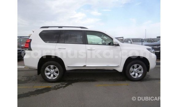 Tenga Imported Toyota Prado Chena Mota in Import - Dubai in Harare Tenga Imported Toyota Prado Chena Mota in Import - Dubai in Harare
