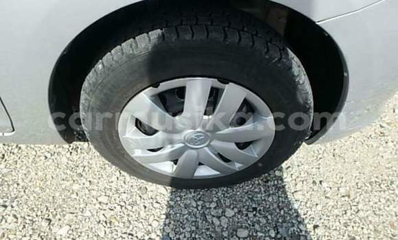 Nunua Ilio tumika Toyota Belta Fedha Gari ndani ya Beitbridge nchini Matabeleland Kusini Nunua Ilio tumika Toyota Belta Fedha Gari ndani ya Beitbridge nchini Matabeleland Kusini