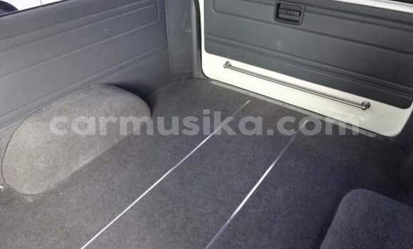 Buy Used Toyota Hiace White Car in Beitbridge in Matabeleland South Buy Used Toyota Hiace White Car in Beitbridge in Matabeleland South