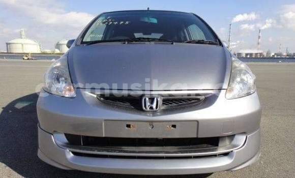 Buy Used Honda Fit Silver Car in Beitbridge in Matabeleland South Buy Used Honda Fit Silver Car in Beitbridge in Matabeleland South