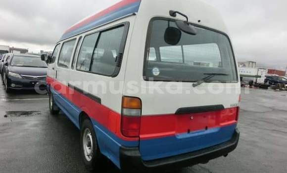 Acheter Occasion Voiture Toyota Hiace Autre à Beitbridge, Matabeleland South Acheter Occasion Voiture Toyota Hiace Autre à Beitbridge, Matabeleland South