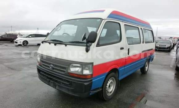 Acheter Occasion Voiture Toyota Hiace Autre à Beitbridge, Matabeleland South Acheter Occasion Voiture Toyota Hiace Autre à Beitbridge, Matabeleland South
