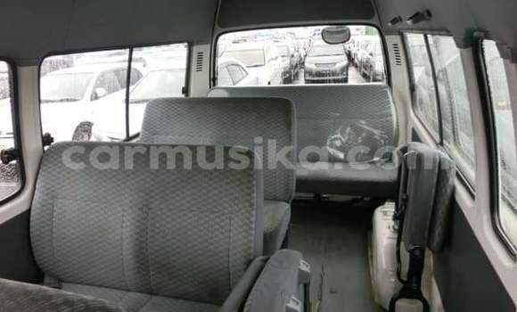 Acheter Occasion Voiture Toyota Hiace Autre à Beitbridge, Matabeleland South Acheter Occasion Voiture Toyota Hiace Autre à Beitbridge, Matabeleland South