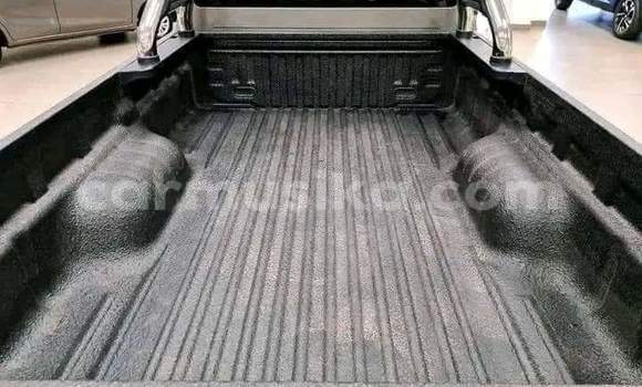 Tenga Tsaru Isuzu D-max Cab4 Beige Mota in Beitbridge in Matabeleland South Tenga Tsaru Isuzu D-max Cab4 Beige Mota in Beitbridge in Matabeleland South