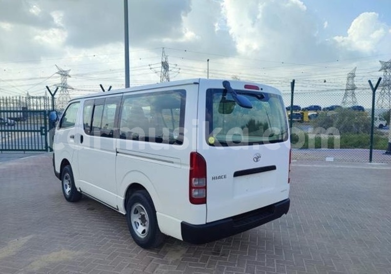 Big with watermark toyota hiace matabeleland south beitbridge 34323