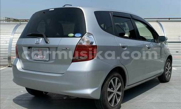 Acheter Occasion Voiture Honda Fit Gris à Beitbridge, Matabeleland South Acheter Occasion Voiture Honda Fit Gris à Beitbridge, Matabeleland South