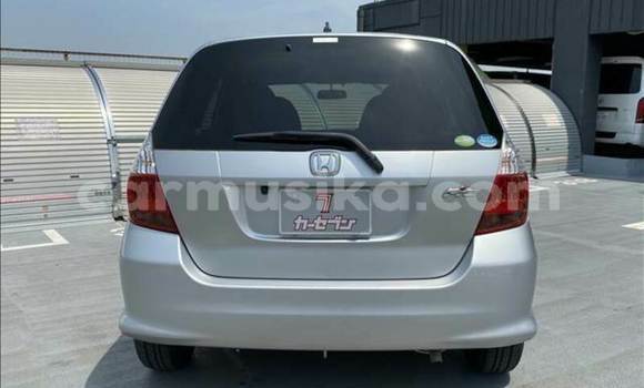 Acheter Occasion Voiture Honda Fit Gris à Beitbridge, Matabeleland South Acheter Occasion Voiture Honda Fit Gris à Beitbridge, Matabeleland South