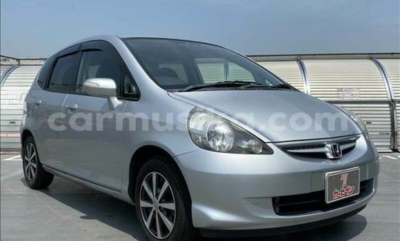 Acheter Occasion Voiture Honda Fit Gris à Beitbridge, Matabeleland South Acheter Occasion Voiture Honda Fit Gris à Beitbridge, Matabeleland South