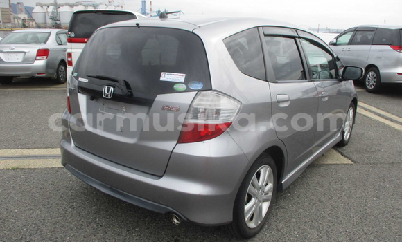 Acheter Occasion Voiture Honda Fit Gris à Beitbridge, Matabeleland South Acheter Occasion Voiture Honda Fit Gris à Beitbridge, Matabeleland South