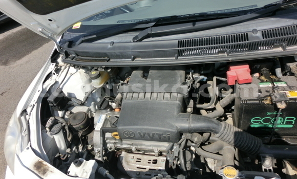 Acheter Occasion Voiture Toyota Belta Beige à Beitbridge, Matabeleland South Acheter Occasion Voiture Toyota Belta Beige à Beitbridge, Matabeleland South