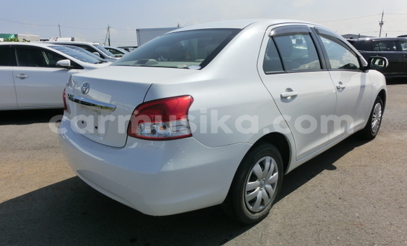 Acheter Occasion Voiture Toyota Belta Beige à Beitbridge, Matabeleland South Acheter Occasion Voiture Toyota Belta Beige à Beitbridge, Matabeleland South
