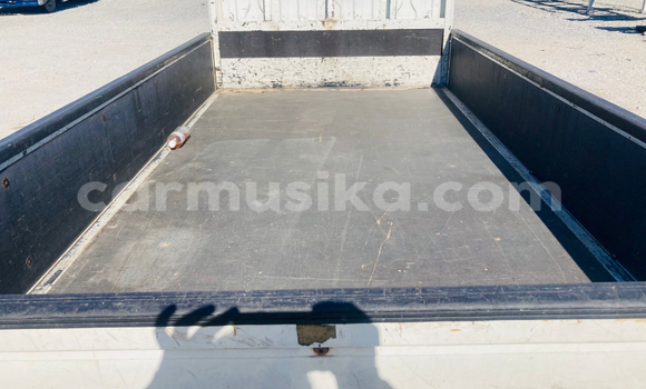 Acheter Occasion Utilitaire Toyota Dyna Blanc à Beitbridge, Matabeleland South Acheter Occasion Utilitaire Toyota Dyna Blanc à Beitbridge, Matabeleland South