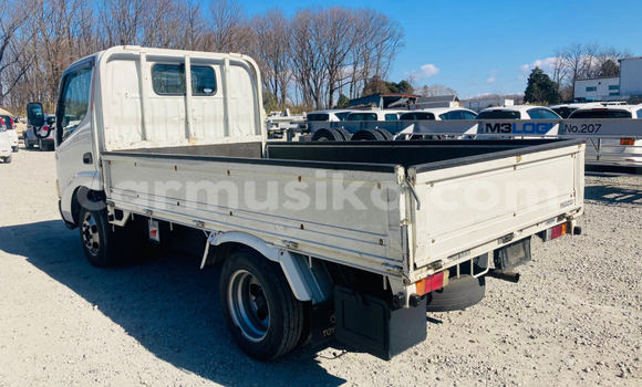 Acheter Occasion Utilitaire Toyota Dyna Blanc à Beitbridge, Matabeleland South Acheter Occasion Utilitaire Toyota Dyna Blanc à Beitbridge, Matabeleland South