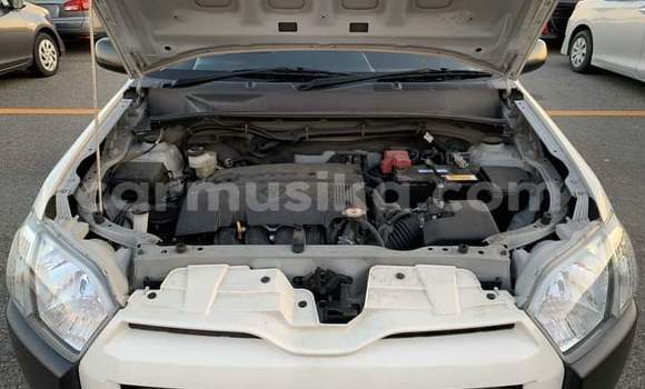 Acheter Occasion Voiture Toyota Probox Blanc à Beitbridge, Matabeleland South Acheter Occasion Voiture Toyota Probox Blanc à Beitbridge, Matabeleland South