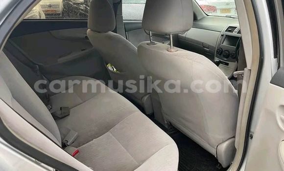 Buy Used Toyota Axio Black Car in Bindura in Mashonaland Central Buy Used Toyota Axio Black Car in Bindura in Mashonaland Central