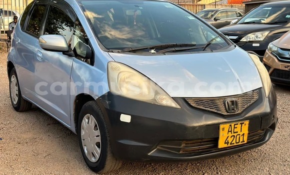 Buy Used Honda Fit Blue Car in Beitbridge in Matabeleland South Buy Used Honda Fit Blue Car in Beitbridge in Matabeleland South