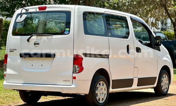Acheter Occasion Voiture Nissan Nv350 Blanc à Bindura, Mashonaland Central Acheter Occasion Voiture Nissan Nv350 Blanc à Bindura, Mashonaland Central