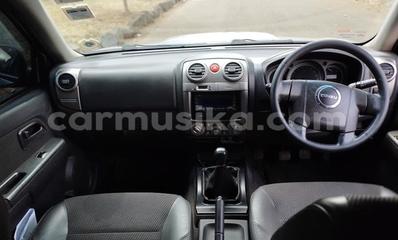 Acheter Occasion Voiture Isuzu D–MAX Bleu à Bindura, Mashonaland Central Acheter Occasion Voiture Isuzu D–MAX Bleu à Bindura, Mashonaland Central