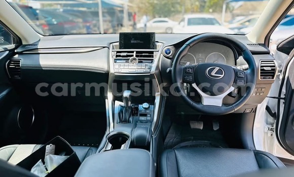 Acheter Occasion Voiture Lexus NX Noir à Harare, Harare Acheter Occasion Voiture Lexus NX Noir à Harare, Harare