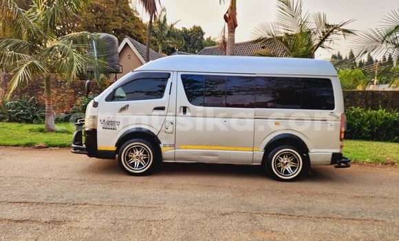 Acheter Occasion Voiture Toyota Brevis Blanc à Bulawayo, Bulawayo Acheter Occasion Voiture Toyota Brevis Blanc à Bulawayo, Bulawayo