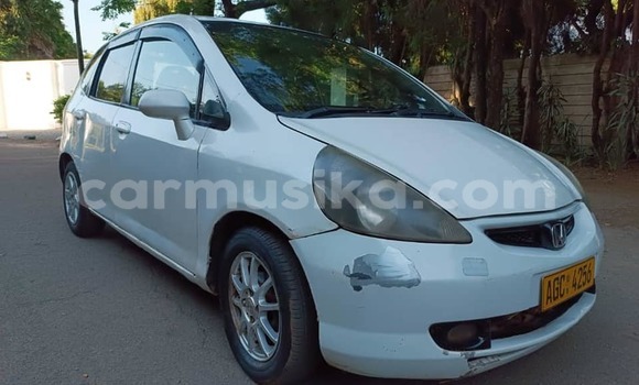 Nunua Ilio tumika Honda Fit Nyingine Gari ndani ya Harare nchini Harare Nunua Ilio tumika Honda Fit Nyingine Gari ndani ya Harare nchini Harare